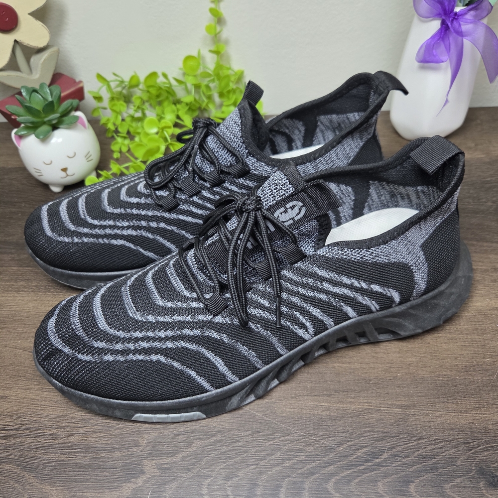 MEN'S SNEAKERS ECKO UNLTD ATHLETIC. Black & White Striped/Zebra. Sz 11 # 0056